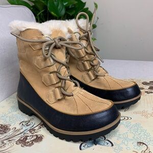 JBU Tan and Black Winter Rain Boots